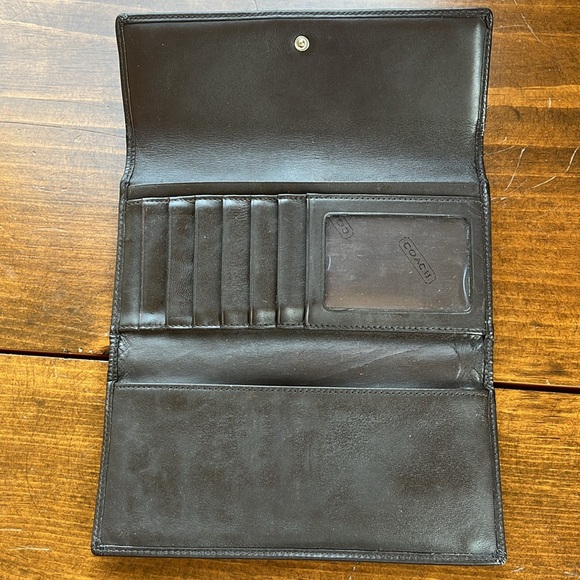 Coach Signature Trifold Wallet - Picture 8 of 16